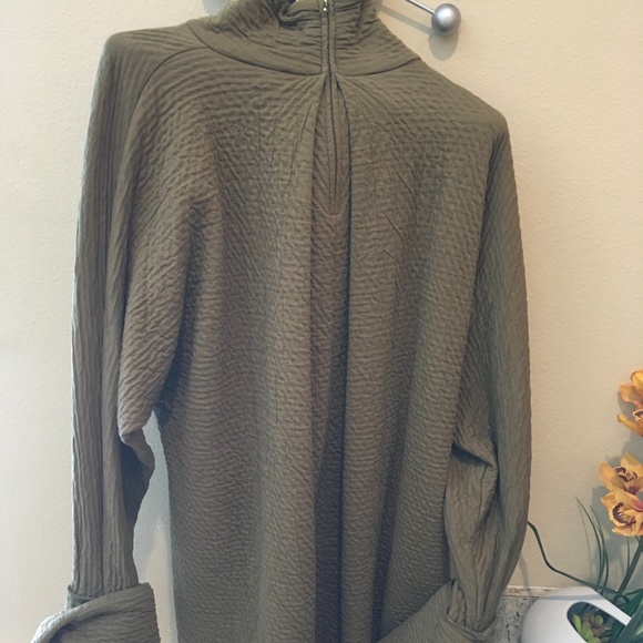 Neiman Marcus Jackets & Blazers - Neiman Marcus Gadol by Jeffery Sparks Ribbed Turtleneck Jacket